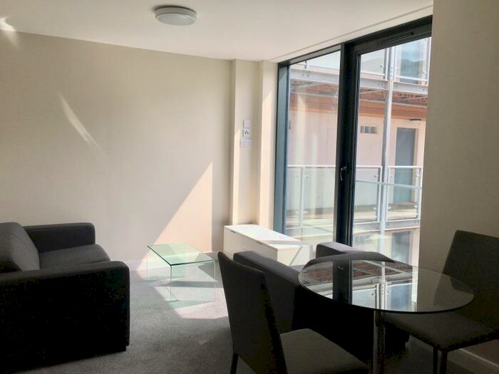 2 Bedroom Apartment To Rent In Victoria House, Skinner Lane., LS7