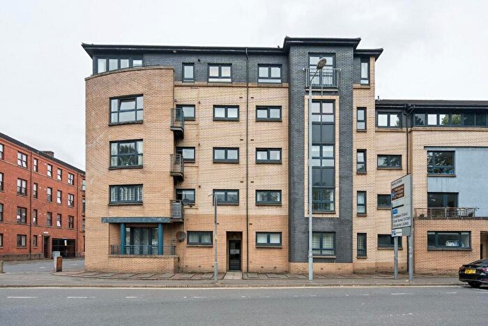 3 Bedroom Flat To Rent In Beith Street, Partick, Glasgow, G11