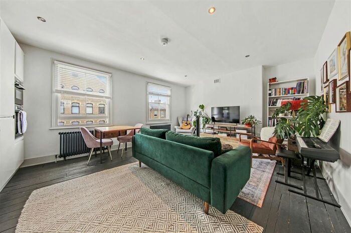 2 Bedroom Flat To Rent In Fitzroy Road, Primrose Hill, NW1