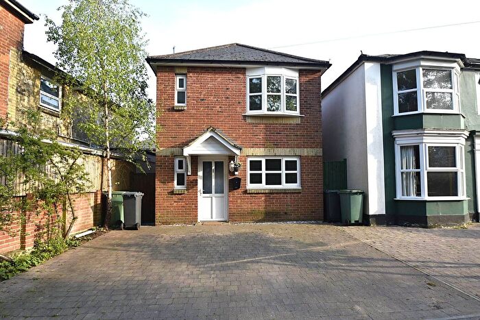 3 Bedroom Detached House To Rent In Upton Road, Ryde, PO33