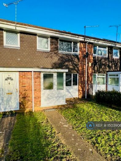 3 Bedroom Semi-Detached House To Rent In Cambria Drive, Dibden, Southampton, SO45