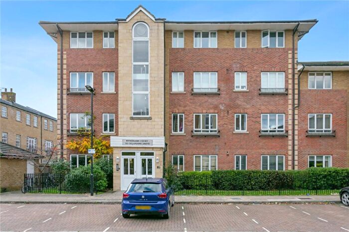 2 Bedroom Apartment To Rent In Wyndhams Court, Celandine Drive, London, E8