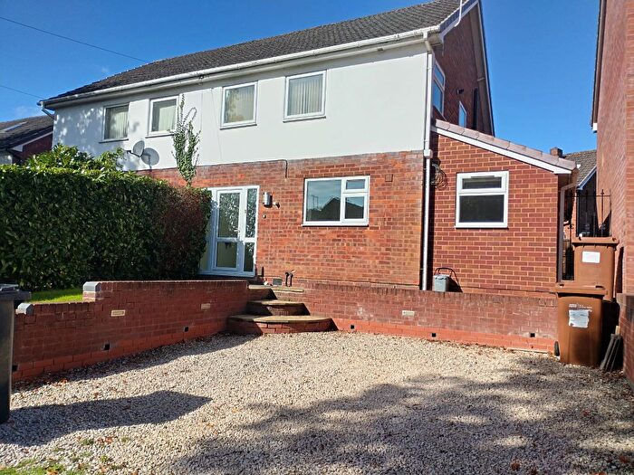 3 Bedroom Semi-Detached House To Rent In Burton Old Road, Streethay, Lichfield, WS13