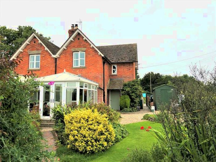 Houses for sale & to rent in HR5 3JE, TOWNS END, Arrow Kington