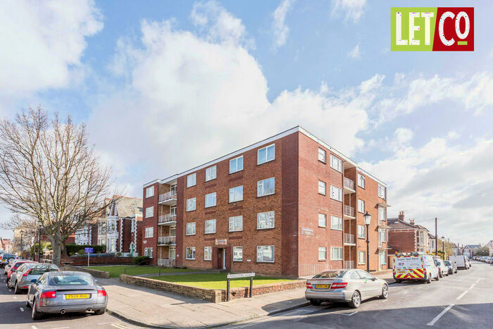 2 Bedroom Apartment To Rent In Outram Road, Southsea, Hampshire, PO5