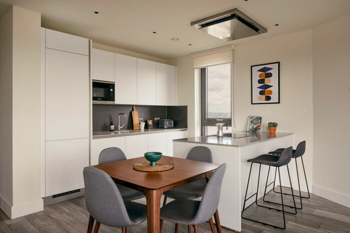 2 Bedroom Flat To Rent In Union Wharf, Mallow Walk, Greenwich, London, SE8