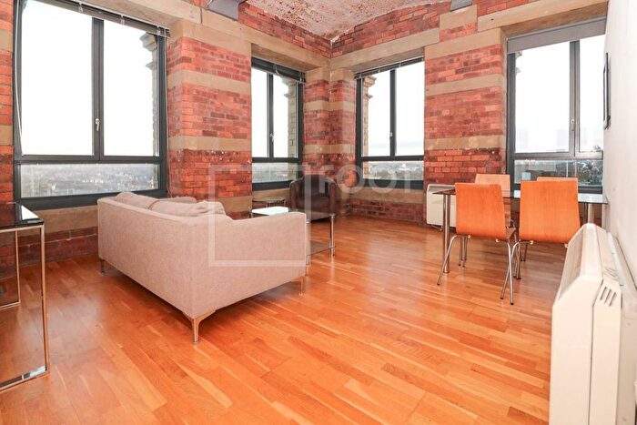 1 Bedroom Flat To Rent In Corner Aspect, Velvet Mill, Lister Mills, BD9