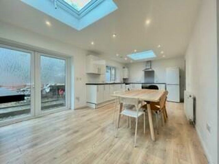 5 Bedroom House To Rent In Finnis Street, London, E2