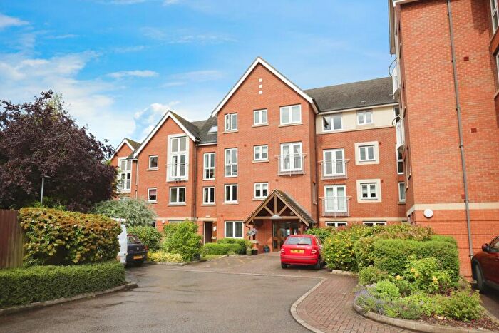 1 Bedroom Flat For Sale In Alcester Road, Stratford-upon-Avon, Warwickshire, CV37
