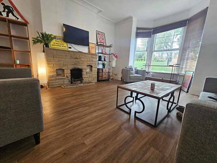 6 Bedroom House To Rent In Consort Street, Leeds, LS3