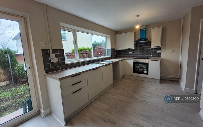 3 Bedroom Semi-Detached House To Rent In Wilbraham Road, Worsley, Manchester, M28