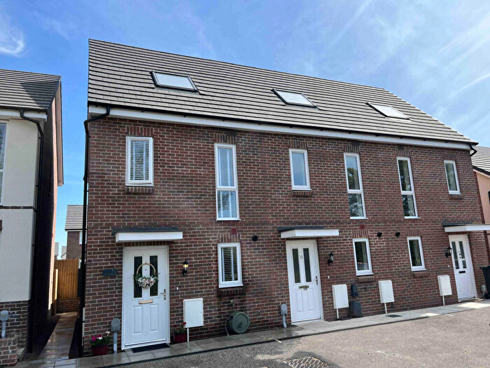 3 Bedroom Town House To Rent In Redwing Avenue, Lydney, GL15
