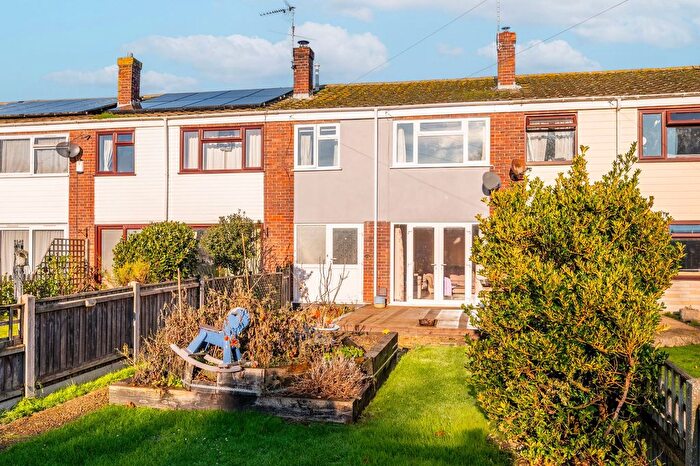 3 Bedroom Terraced House For Sale In Church Road, Kessingland, NR33