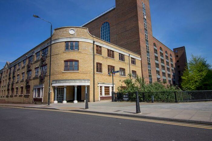 1 Bedroom Flat To Rent In Kingsley Mews, Wapping, E1W