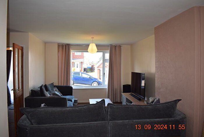 5 Bedroom Detached House To Rent In Berwyn Way, Nuneaton, CV10