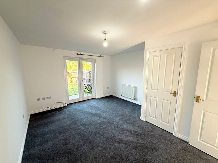 2 Bedroom Terraced House To Rent In Swansea, SA1
