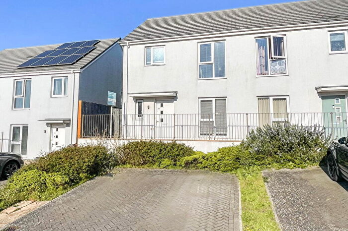 3 Bedroom Semi Detached House For Sale In Wordsworth Road, North Prospect, Plymouth, Devon, PL2