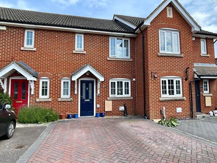 3 Bedroom Terraced House For Sale In Tansey End, Biggleswade, SG18