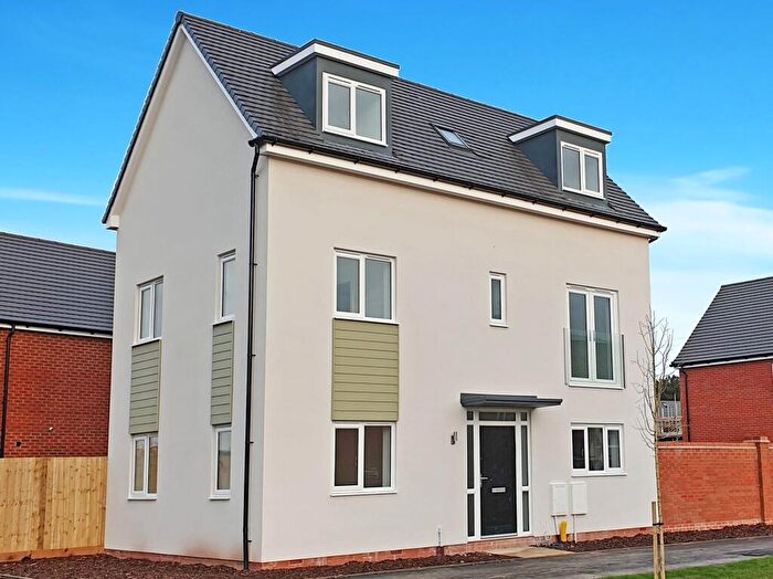 4 Bedroom Detached House For Sale In Uttoxeter Road, Blythe Bridge, ST11