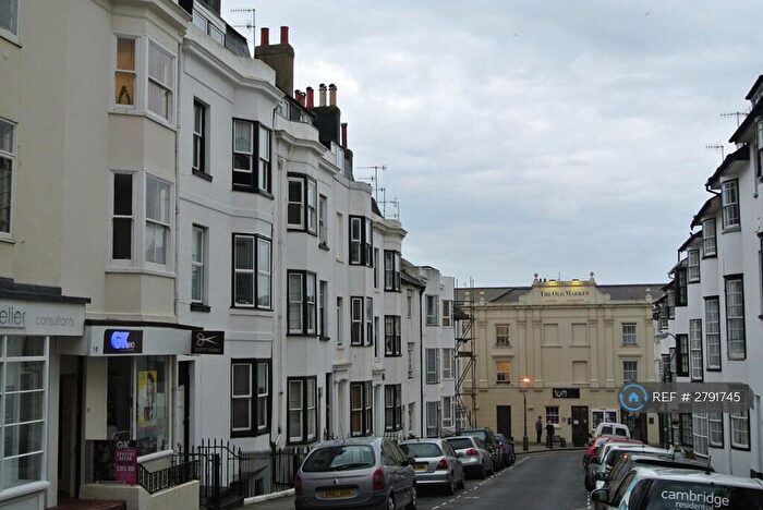 1 Bedroom Flat To Rent In Upper Market Street, Hove, BN3