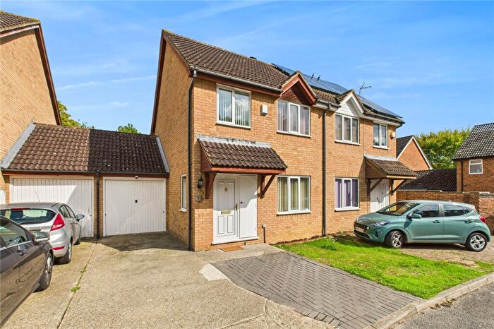 3 Bedroom Semi-Detached House For Sale In Ajax Close, Chineham, Basingstoke, Hampshire, RG24
