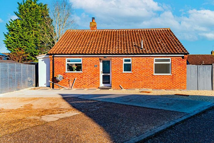 2 Bedroom Detached Bungalow For Sale In Letton Close, Shipdham, Thetford, IP25