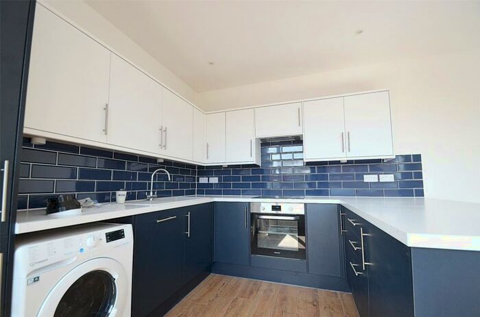 1 Bedroom Apartment To Rent In Central Road, Worcester Park, KT4