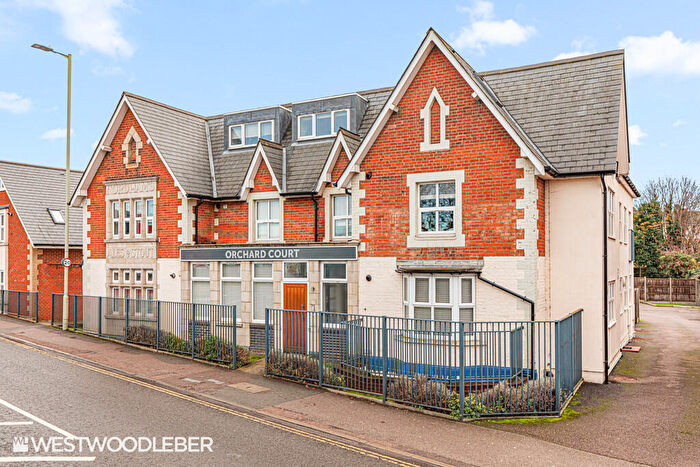 2 Bedroom Apartment To Rent In Nightingale Road, Hitchin, SG5