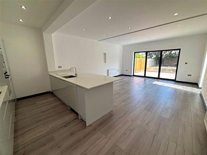 3 Bedroom Detached House For Sale In Ashford, Surrey, TW15