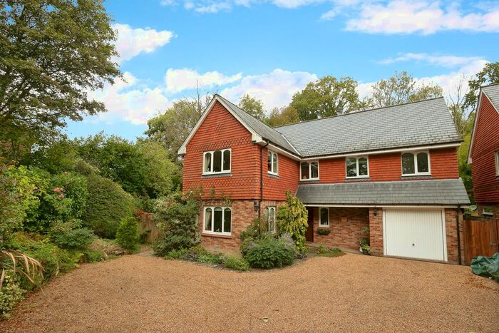 4 Bedroom Detached House For Sale In Brightling Road, Robertsbridge, East Sussex, TN32