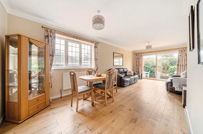 2 Bedroom Bungalow For Sale In Shelley Road, Thornhill Park, Southampton, Hampshire, SO19