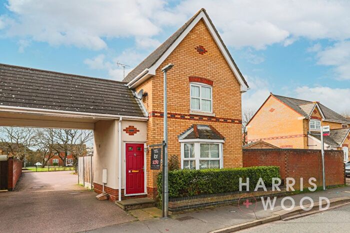 2 Bedroom Link Detached House For Sale In Derwent Road, Highwoods, Colchester, Essex, CO4