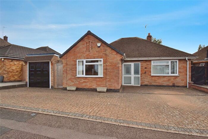2 Bedroom Bungalow For Sale In Chellaston Road, Wigston, Leicestershire, LE18