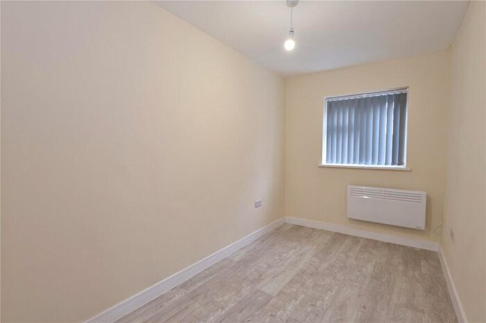 2 Bedroom Apartment To Rent In Walton Road, Woking, Surrey, GU21