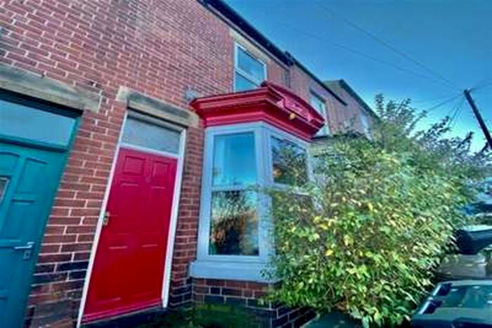 2 Bedroom Terraced House To Rent In Hunter Hill Road, Hunters Bar, S11