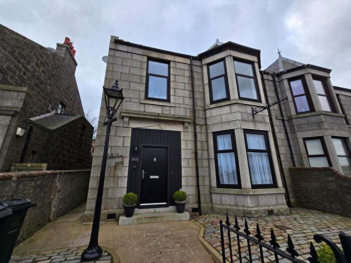 1 Bedroom Flat For Sale In Victoria Road, Torry, Aberdeen, AB11