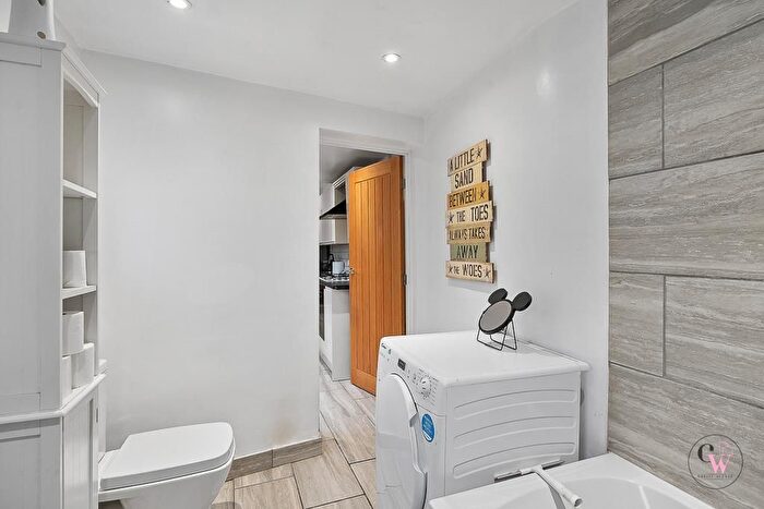 3 Bedroom Semi-Detached House For Sale In Ways Green, Winsford, CW7