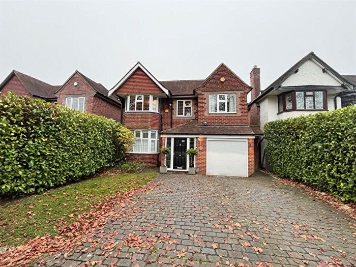 5 Bedroom Detached House To Rent In Warwick Road, Solihull, B91