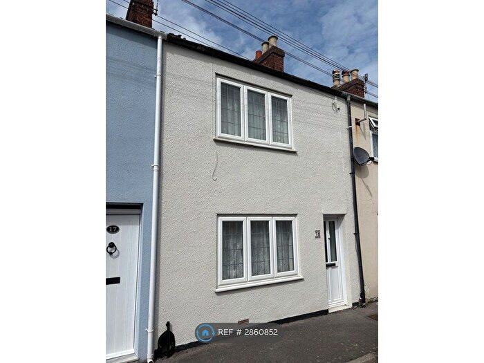 3 Bedroom Terraced House To Rent In Walpole St, Weymouth, DT4