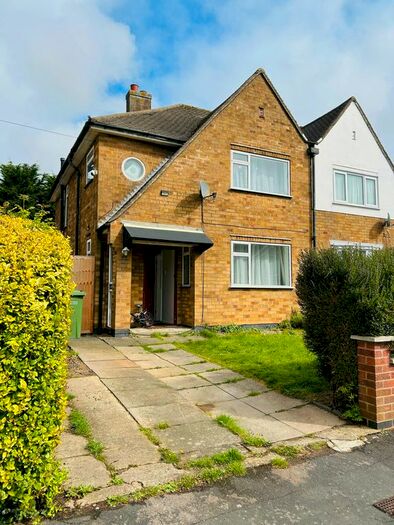 3 Bedroom Detached House To Rent In Adlington Road, Oadby, Leicester, LE2