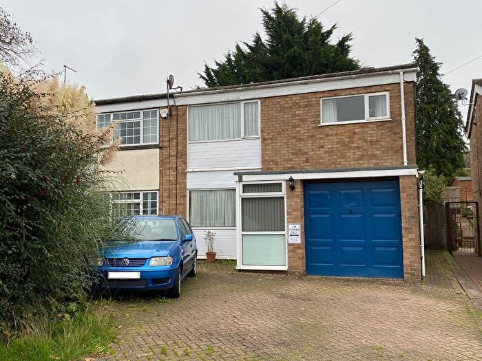 3 Bedroom Semi-Detached House For Sale In Windmill Avenue, Blisworth, Northampton, NN7