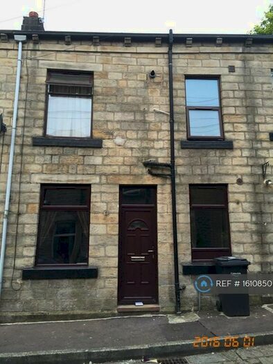 2 Bedroom Terraced House To Rent In Glen View Street, Todmorden, OL14