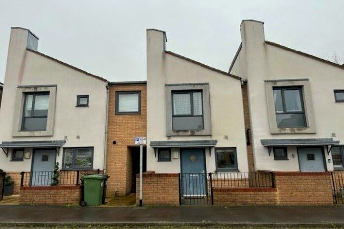 2 Bedroom Terraced House To Rent In Ovington Gardens, Eastleigh SO50