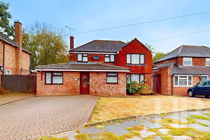 4 Bedroom Detached House For Sale In Burlands, Crawley, RH11