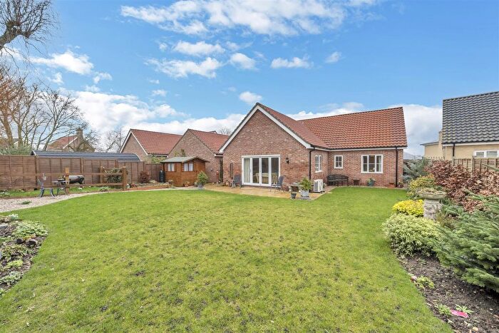 3 Bedroom Detached Bungalow For Sale In Beale Road, Barrow, Bury St. Edmunds, IP29