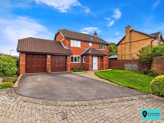 4 Bedroom Detached House For Sale In The Chase, Abbeydale, GL4