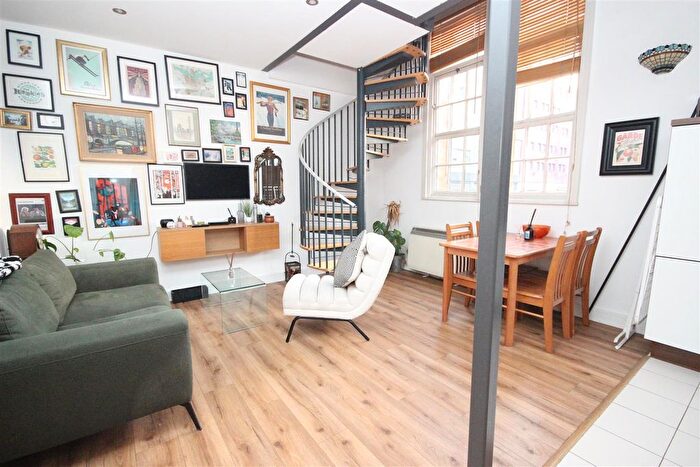 1 Bedroom Flat To Rent In Severn Street, Birmingham, B1