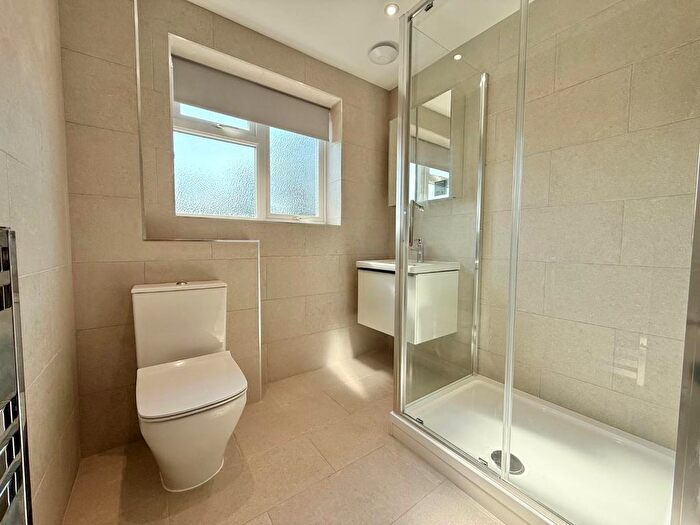 2 Bedroom Flat To Rent In Wentworth Road, Harborne, Birmingham, B17