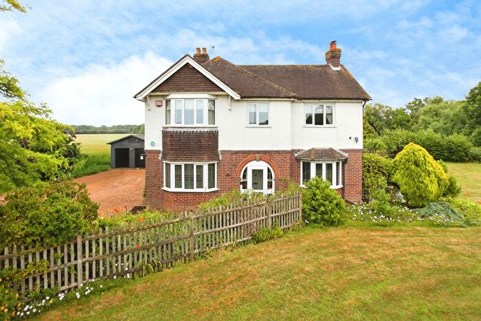 4 Bedroom Detached House For Sale In Badsell Road, Five Oak Green, Tonbridge, Kent, TN12