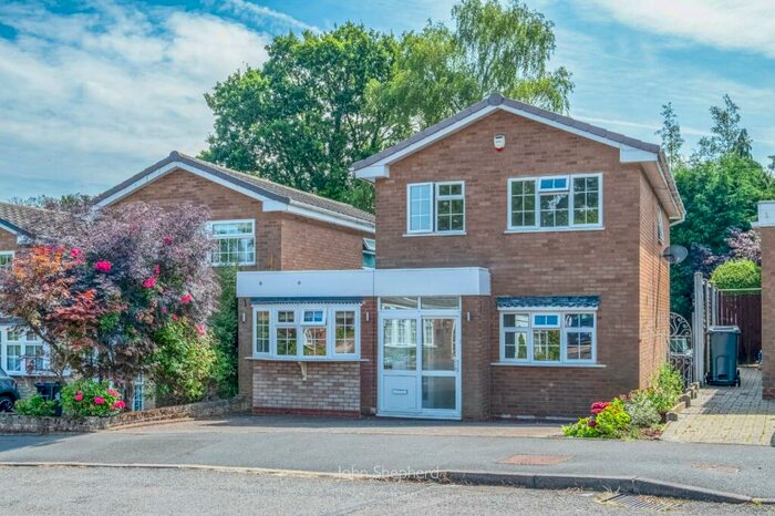 4 Bedroom Detached House To Rent In Harrisons Green, Birmingham, West Midlands, B15